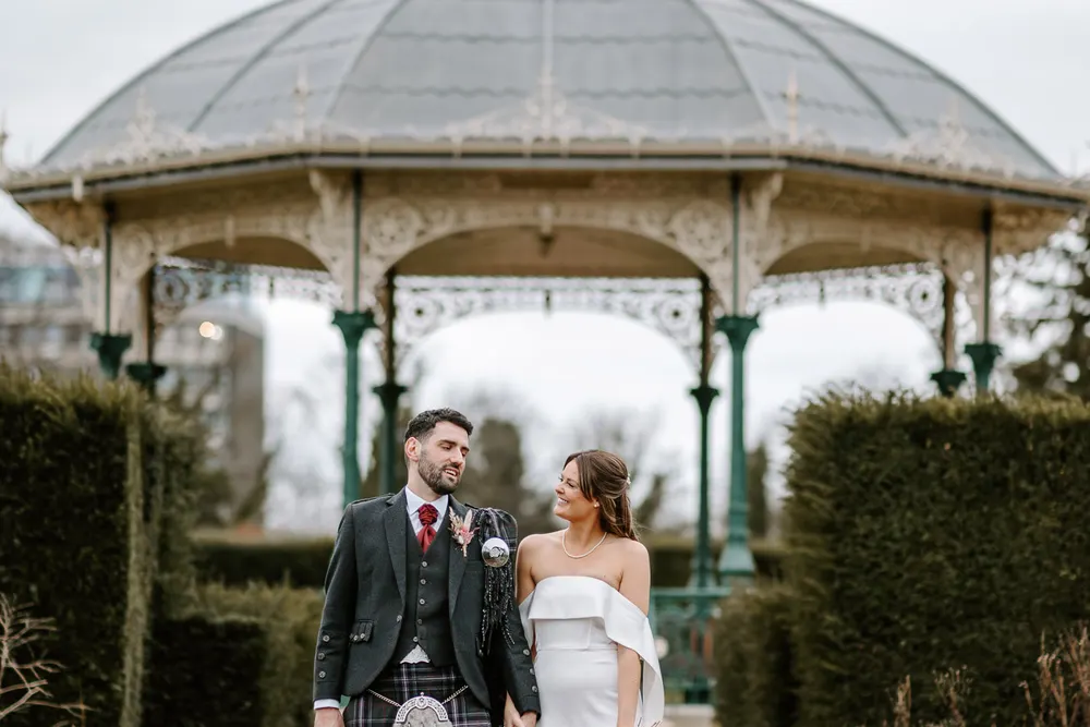 Lucas Wedding Photography - Edinburgh Wedding Photographer