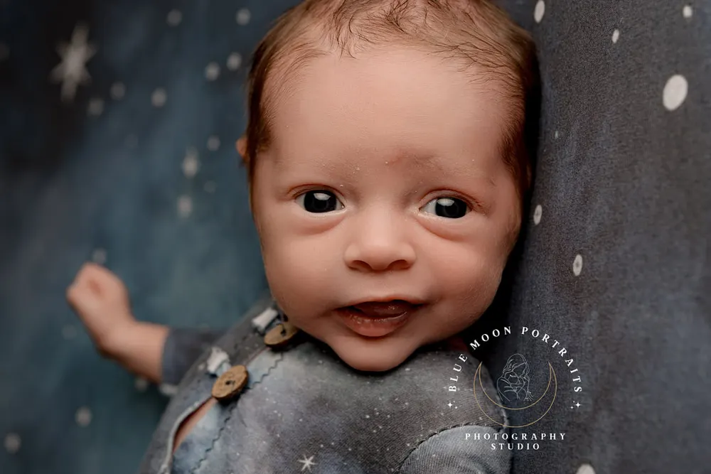 Blue Moon Portraits Photography Studio