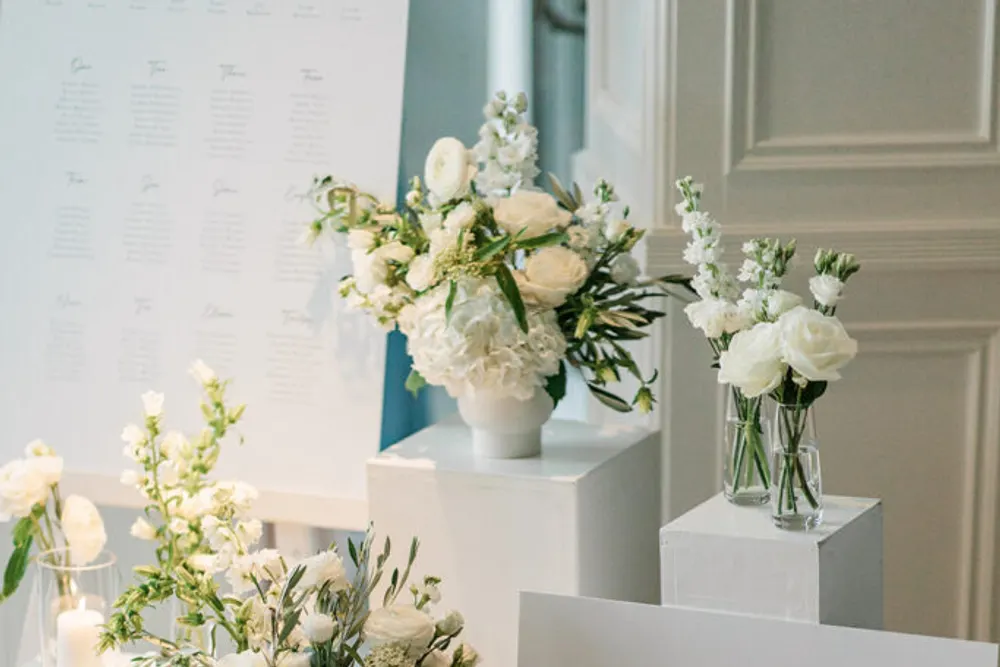 Paperwhite Floral Design