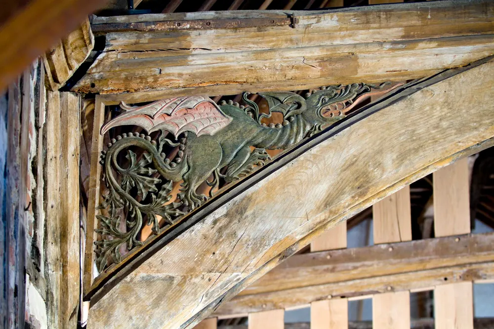 Dragon Hall
