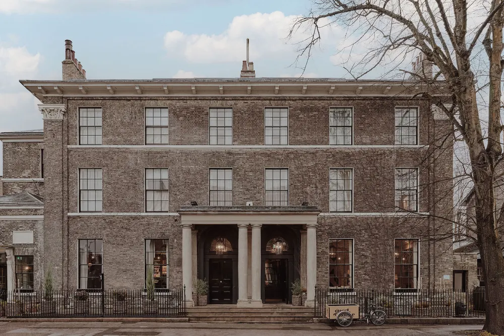 No. 1 York by GuestHouse