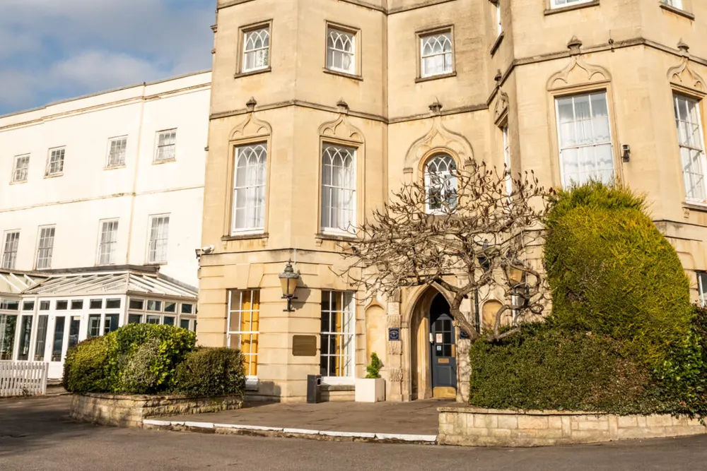 Arnos Manor Hotel