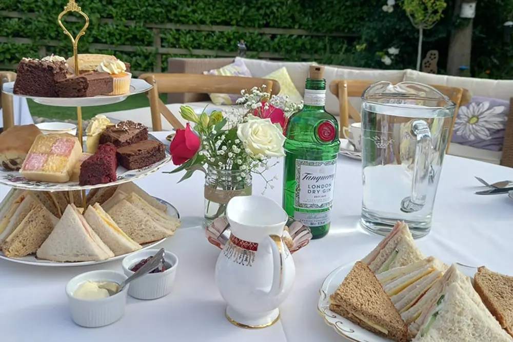 Jennie's Cakes & Catering